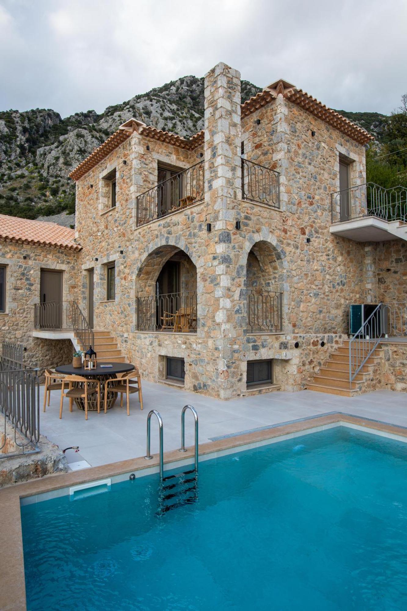 Villa Orithyia Prime Living Kalamata Esterno foto